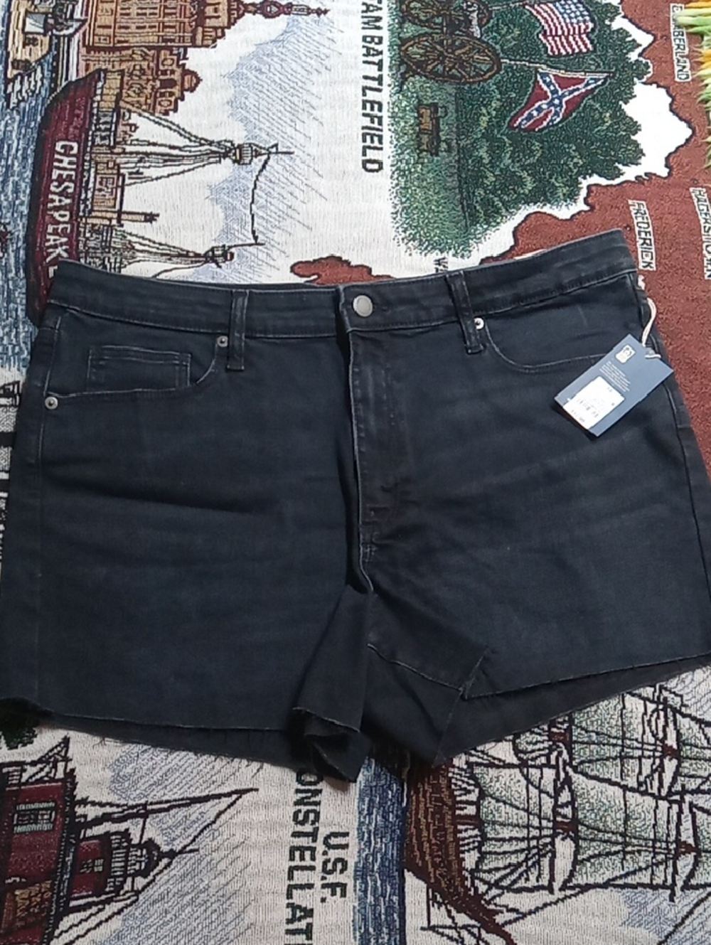 High Rise Sculpting Cutoff Shorts Womens Plus size NWT